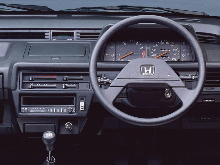  Honda Civic Shuttle 1983 года  (фото 3 из 16)